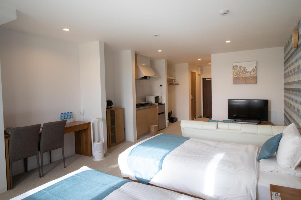 Hotel Santa Barbara Miyakojima Resort Buitenkant foto